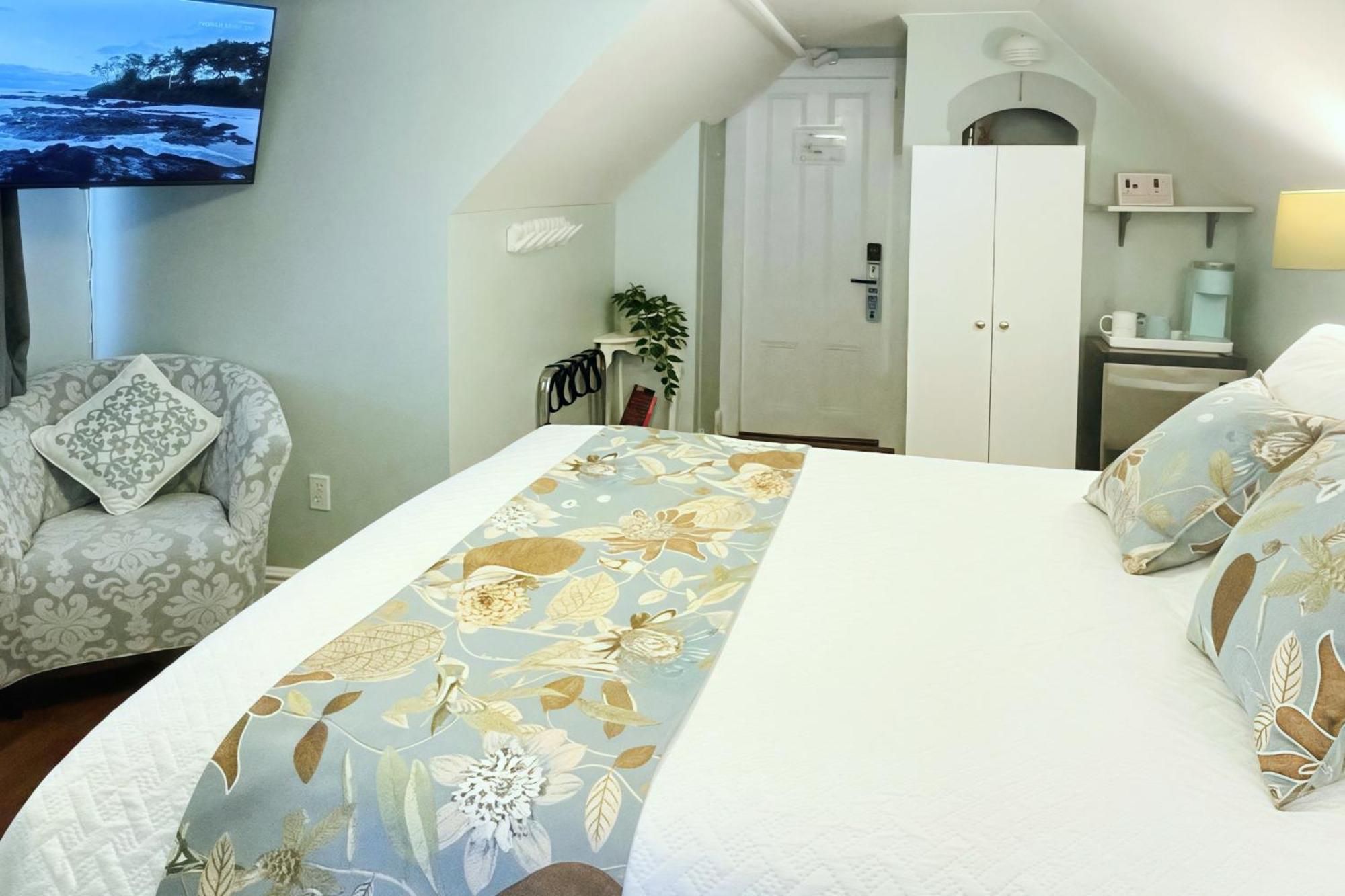 The Eden Hall Inn ชาร์ลอตต์ทาวน์ ห้อง รูปภาพ