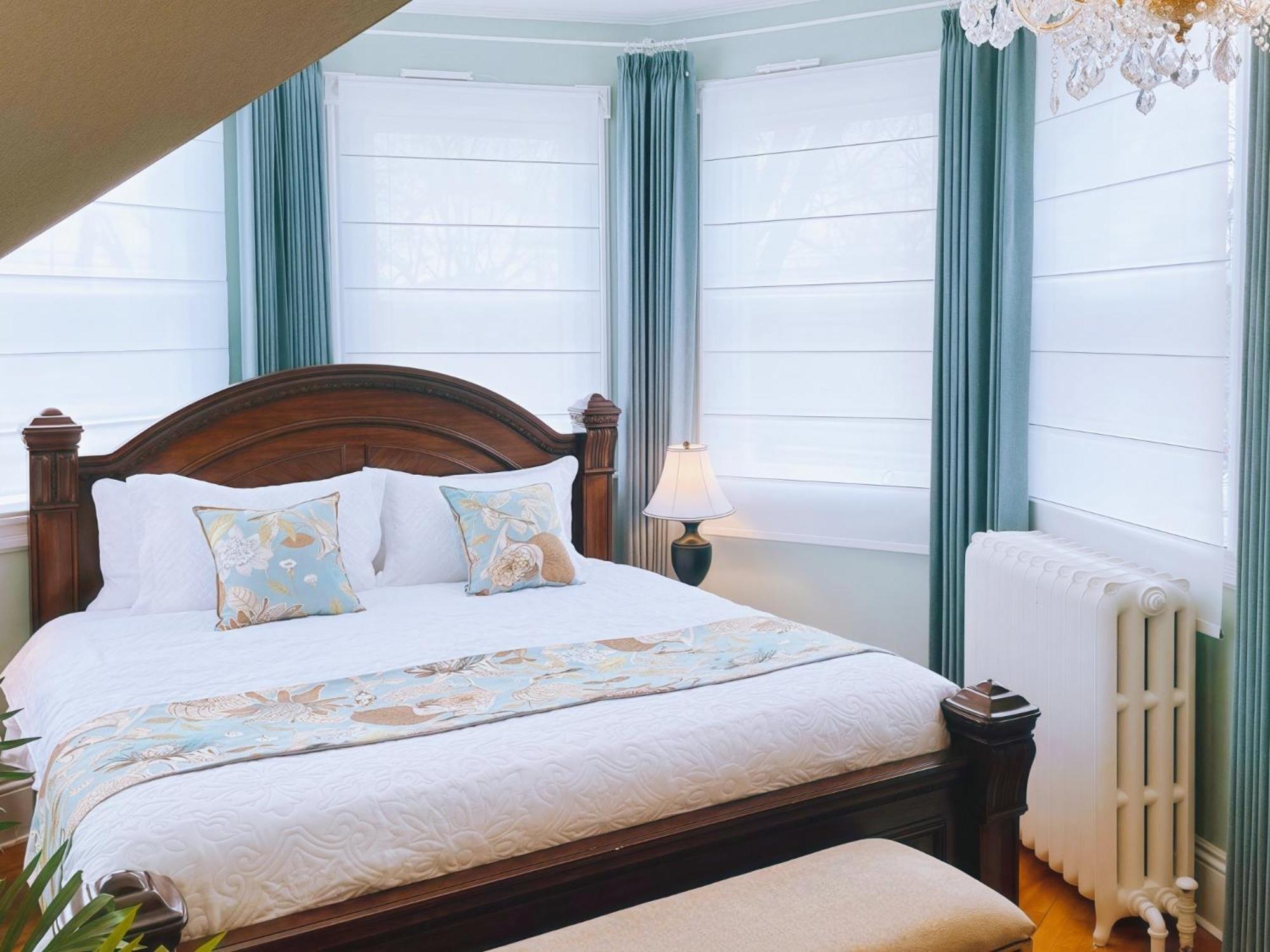 The Eden Hall Inn ชาร์ลอตต์ทาวน์ ภายนอก รูปภาพ